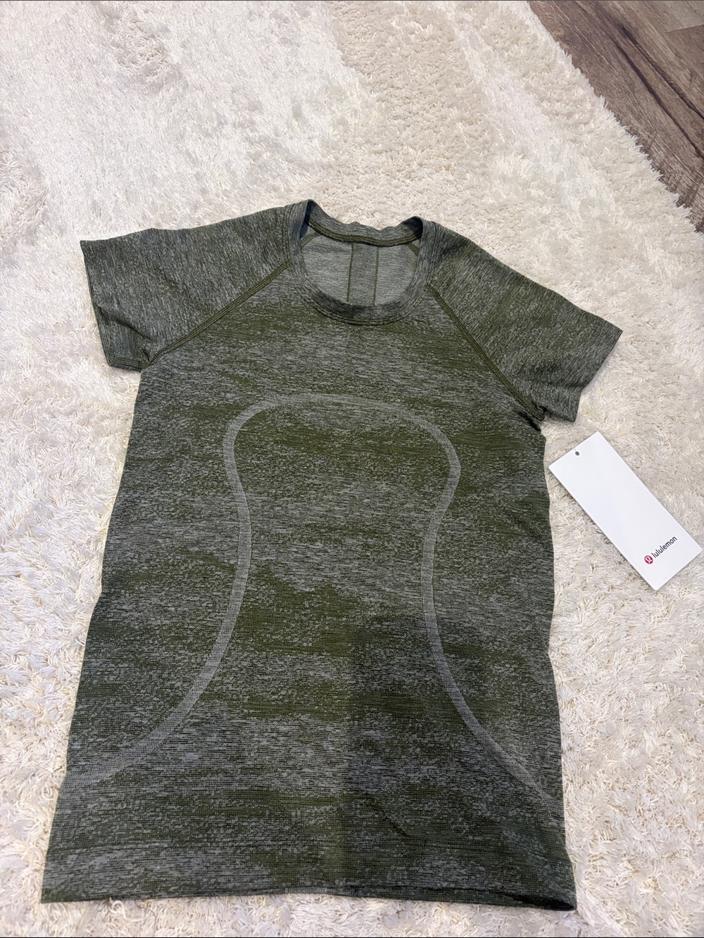 Lululemon Swiftly Tech Short Sleeve 2.0
